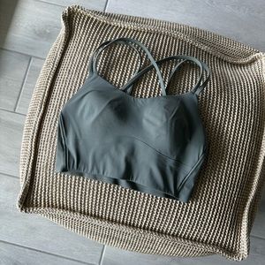 Like a cloud bra lululemon - green